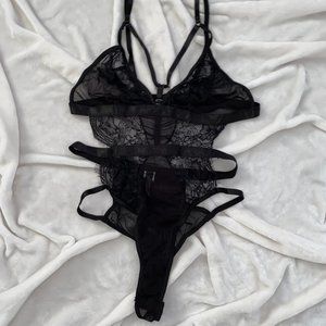 YANDY Mesh Strappy Chemise | Black | NWOT